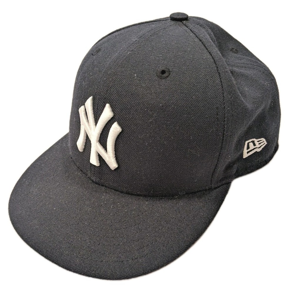 New York Yankees Hat Cap Fitted Mens 7 1/4 MLB Baseball New Era On Field 59FIFTY